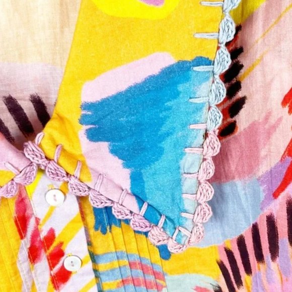 FARM RIO Macaws Bird Print Puff Sleeves Embroidered Multicolored Trim Crop Top - Picture 4 of 8